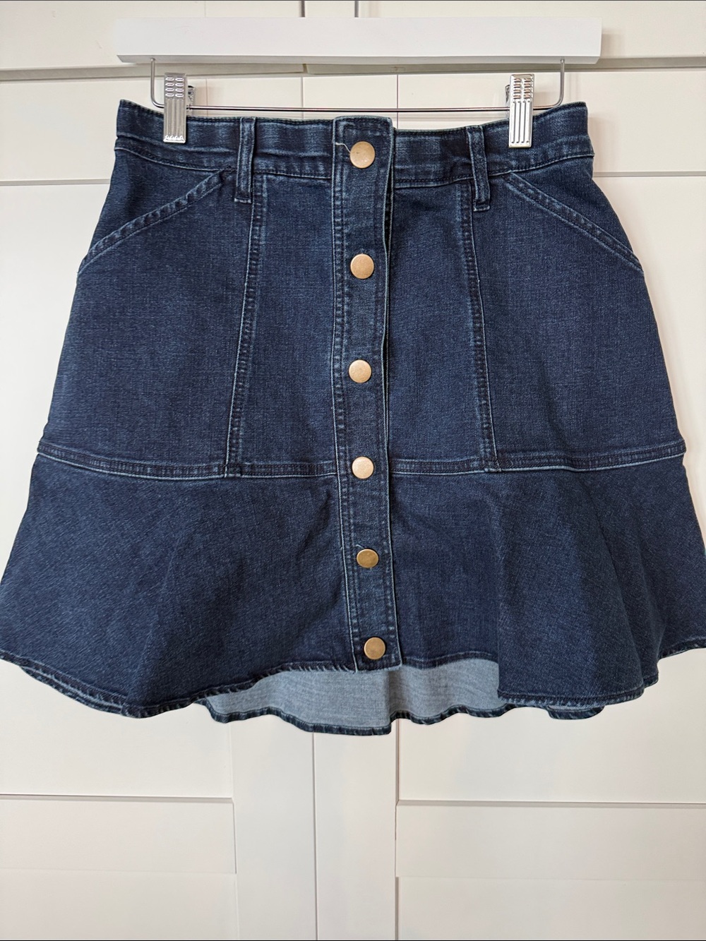 Draper James Dark Blue Denim Button-Front Flounce Skirt